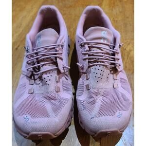 OnCloud X Shoes Womens 7 Monochrome PINK Athletic Running Support On Cloud